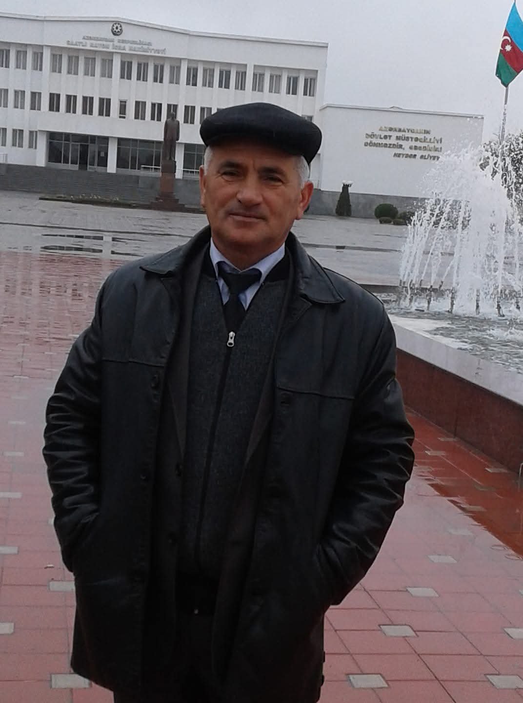 QƏLBİ ARZULARLA DOLUDU HƏLƏ